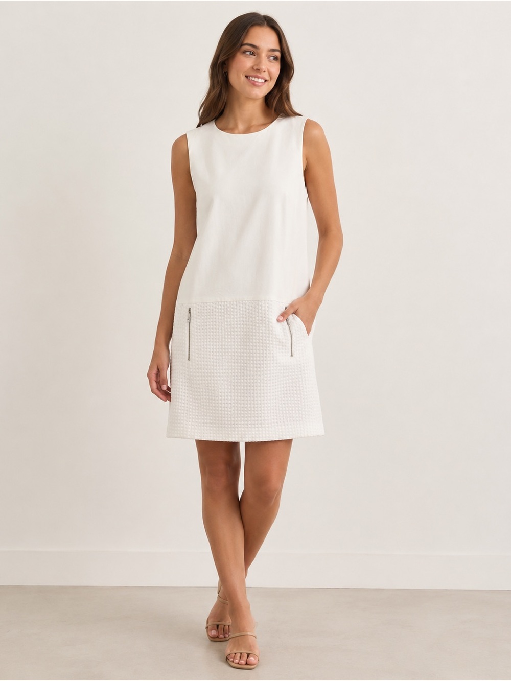 Banana Republic Sleeveless White Textured Shift Dress size 0